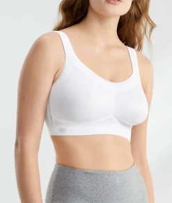 Active Momentum Wire-Free Sports Bra