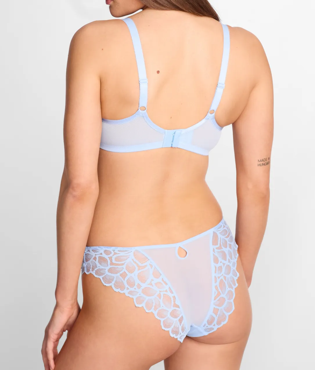 Allure Brief