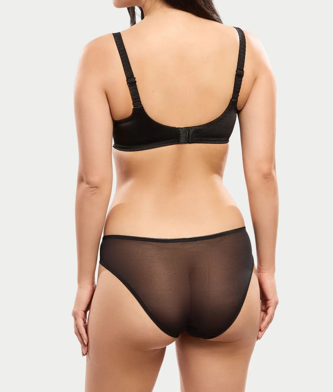 Amour Brief