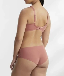 Ana Brief