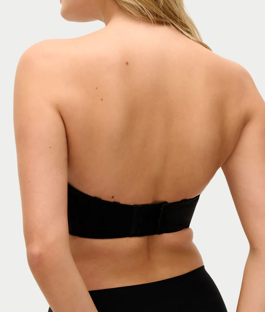 Aura Strapless Bra