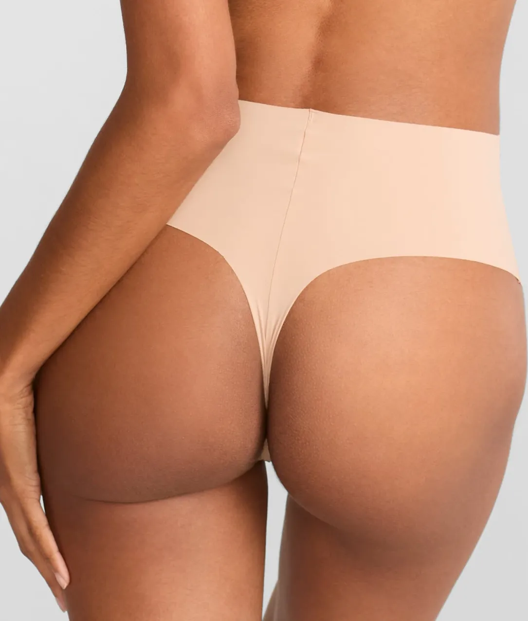 b.Bare High-Waist Thong