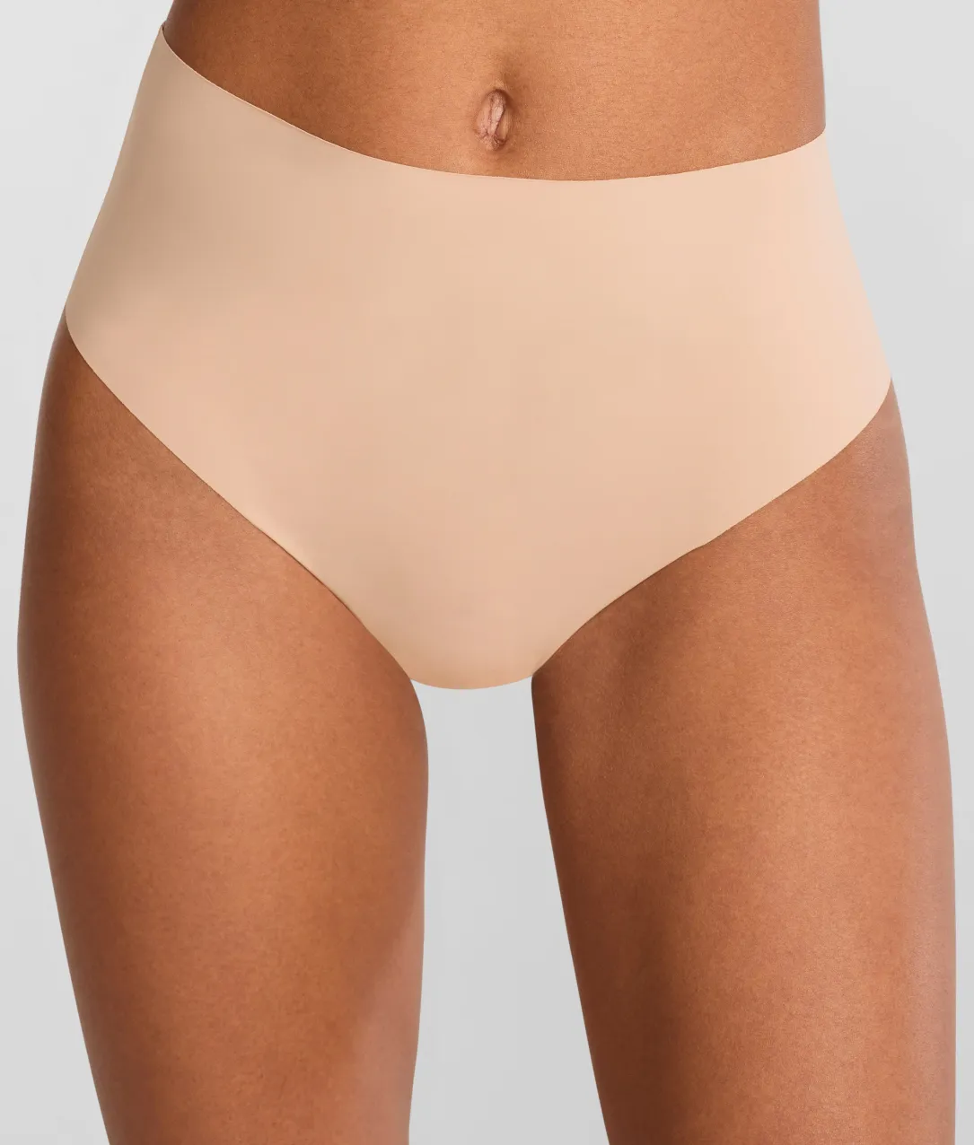 b.Bare High-Waist Thong