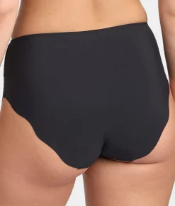 Cesile Full Brief