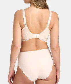 Cesile Full Brief