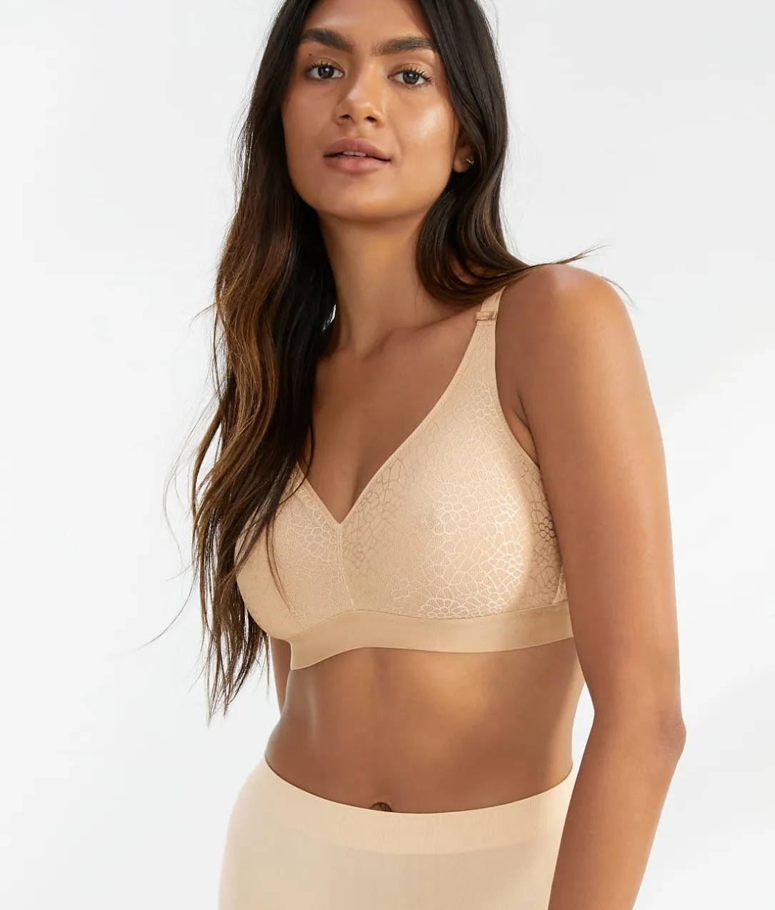 C Magnifique Wire-Free Minimizer Bra