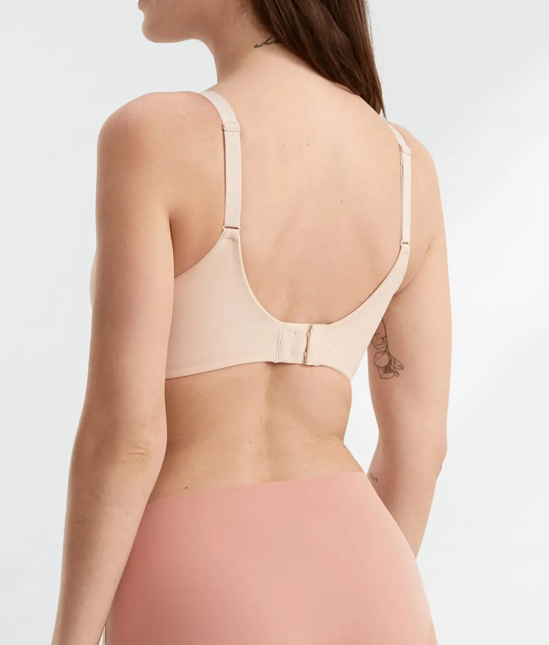 Comfort Chic Seamless Shaping Bra