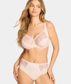 Deauville Brief