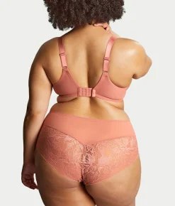 Dream Lacey Full Brief