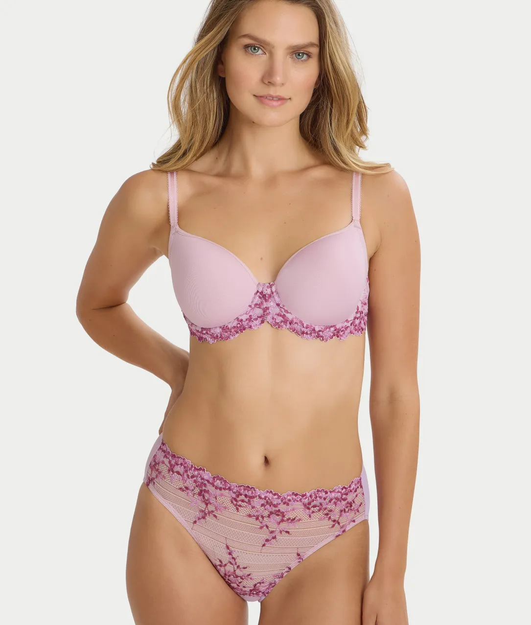 Embrace Lace T-Shirt Bra