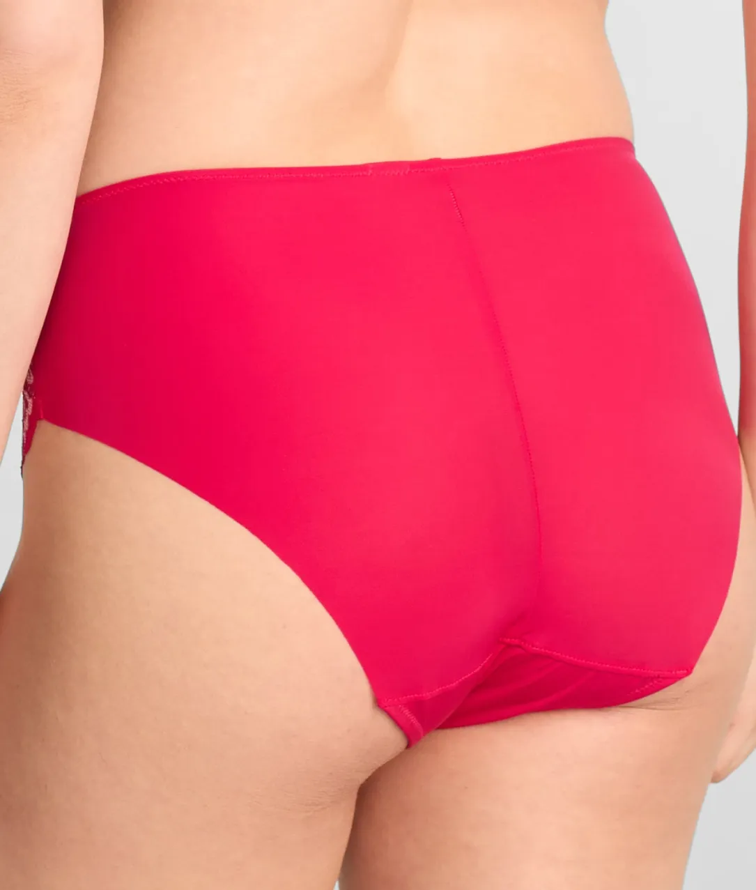 Emmaline Brief