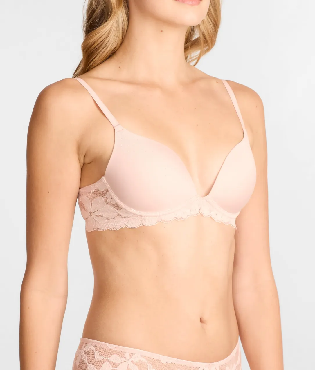 Feeling Famous Wire-Free Push-Up Bra
