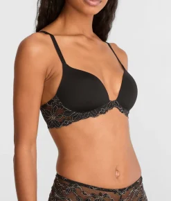 Feeling Famous Wire-Free Push-Up Bra