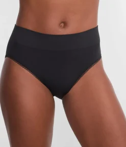 Feeling Flexible Hi-Cut Brief