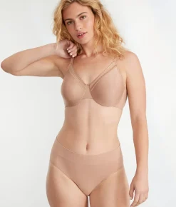 Feeling Flexible Hi-Cut Brief
