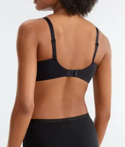 Figuras T-Shirt Bra