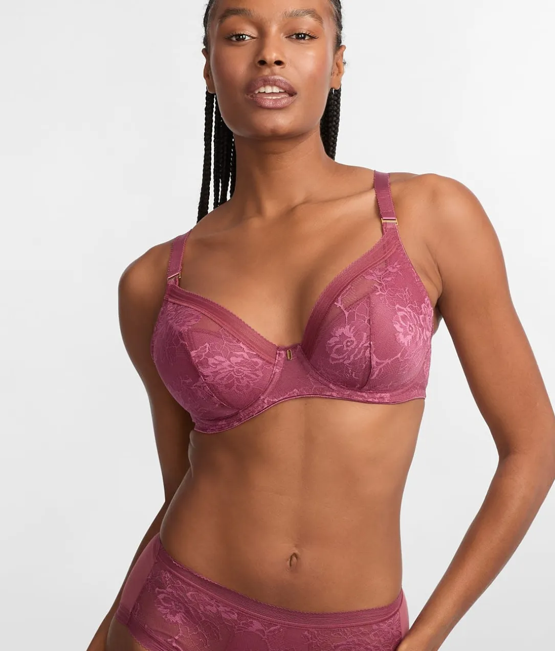 Fusion Lace Padded Plunge Bra