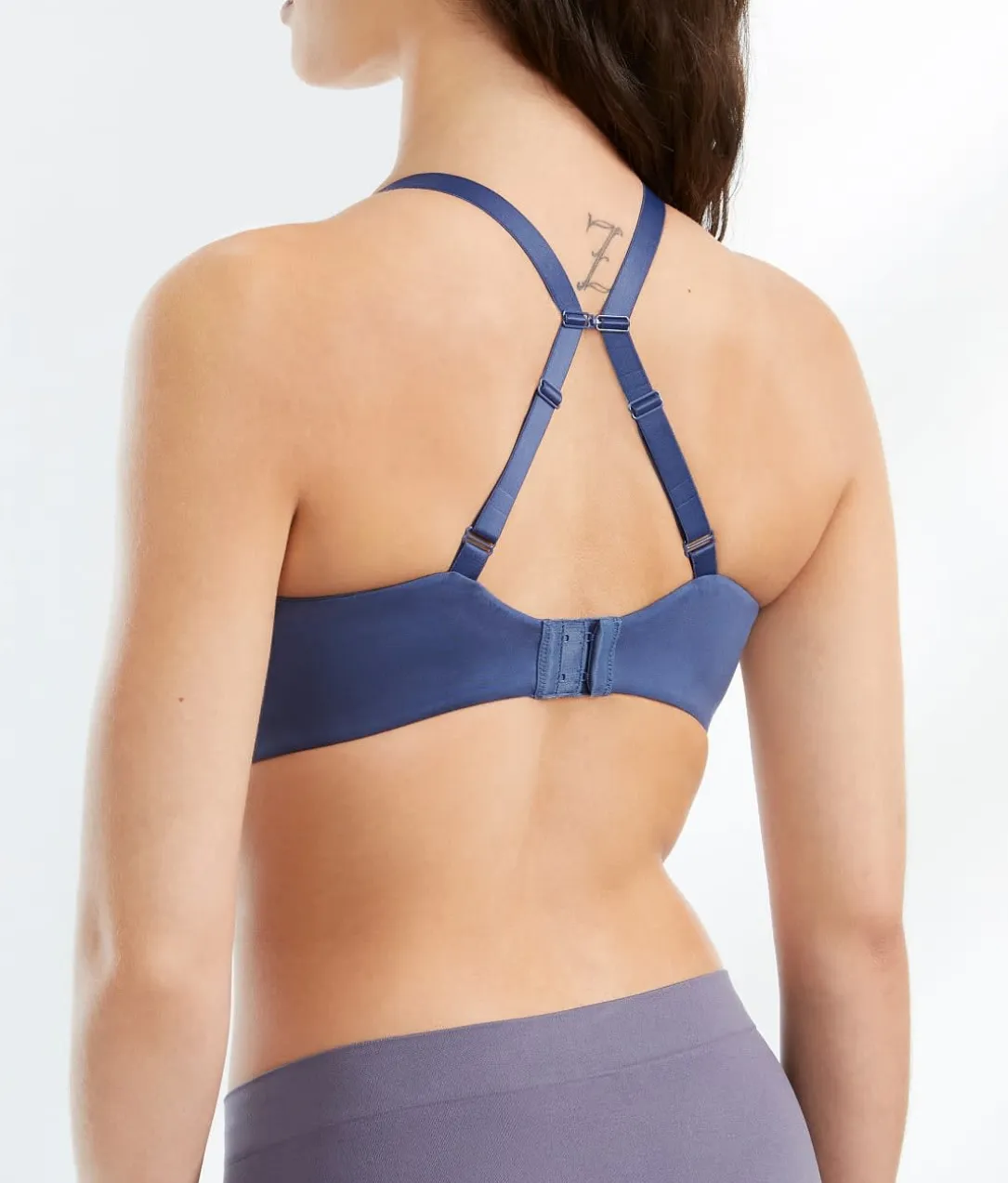 Future Foundation Wire-Free Plunge T-Shirt Bra
