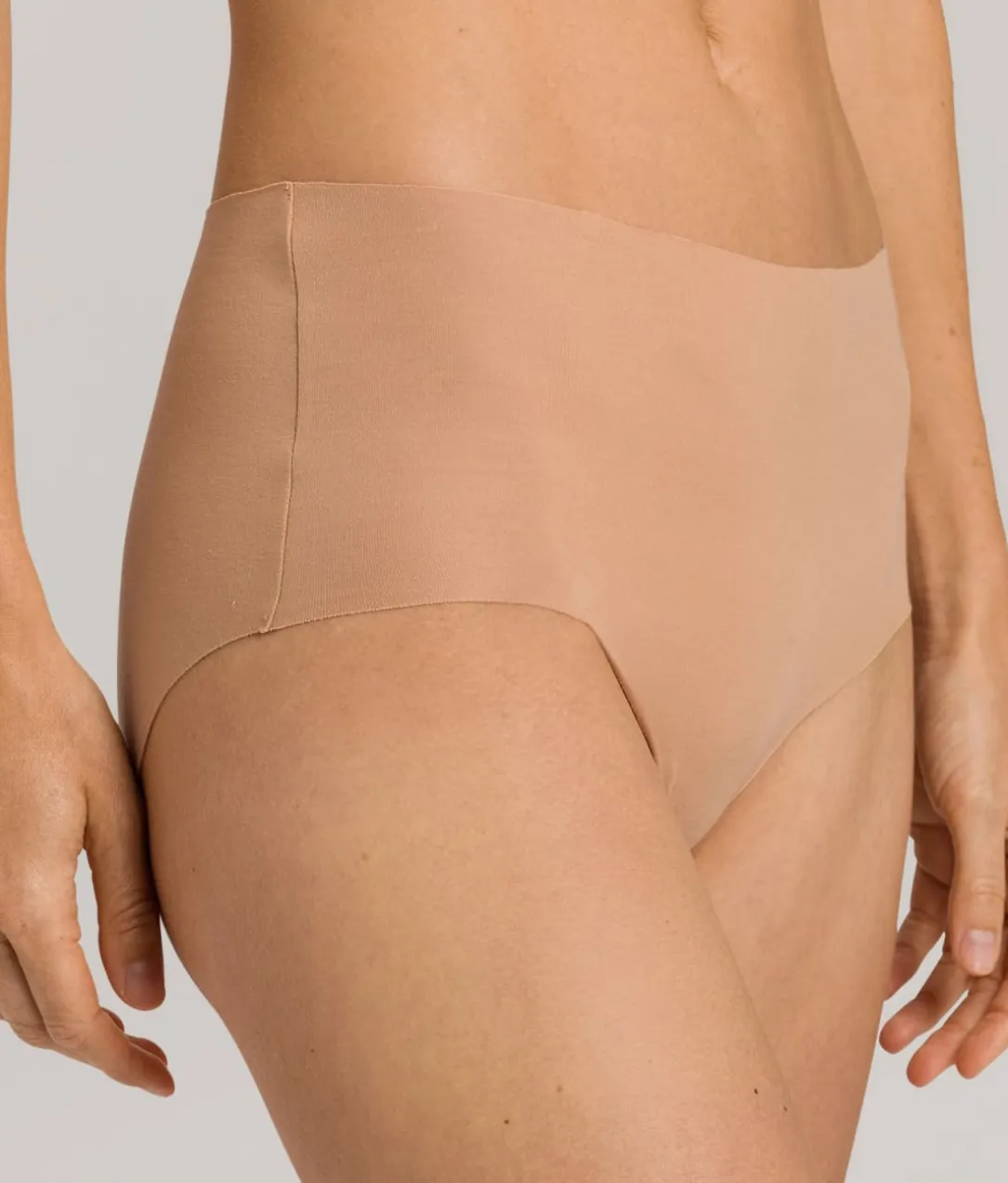 Invisible Cotton Full Brief