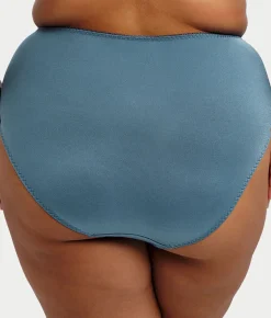 Keira Brief