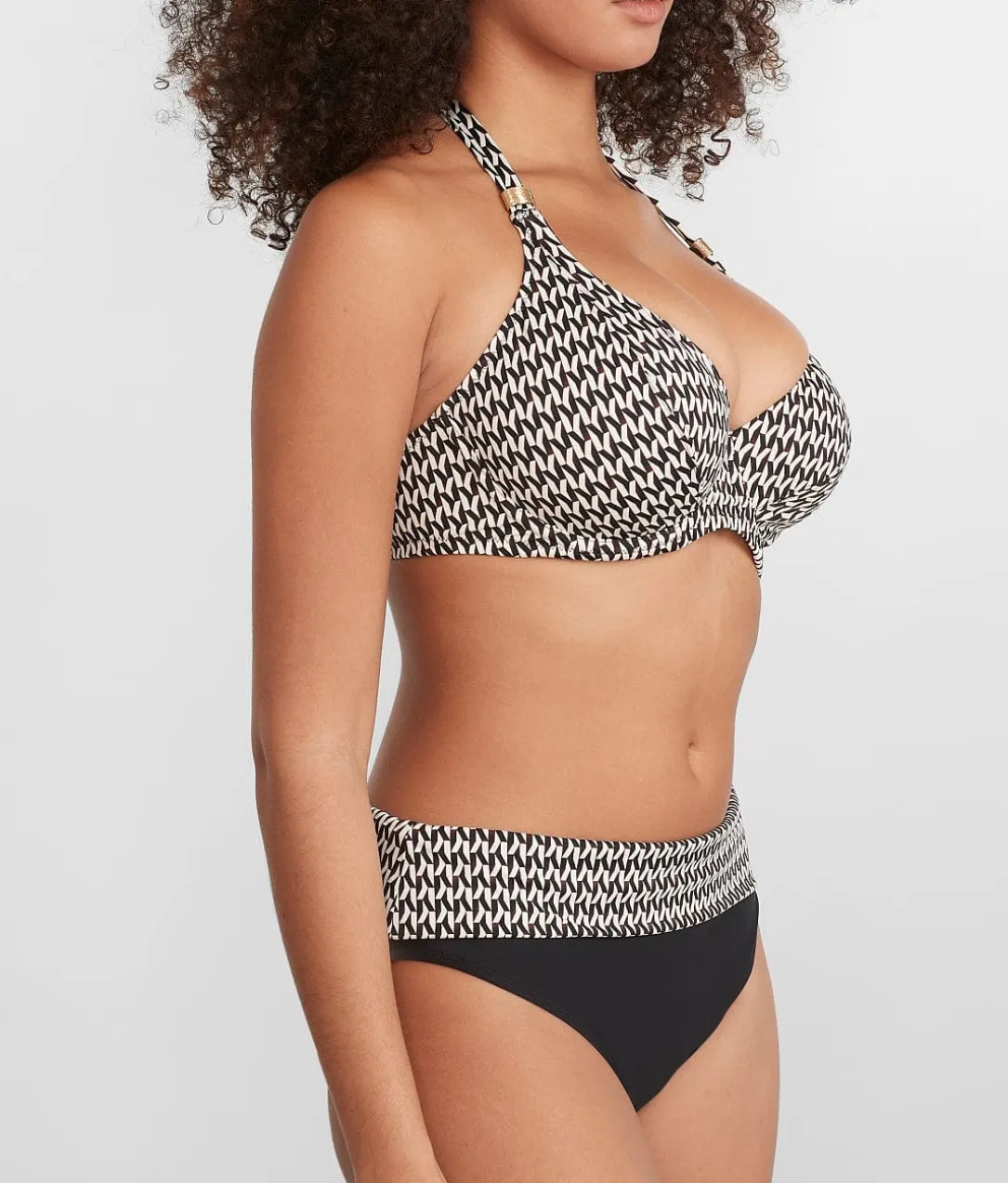Koh Lipe Halter Bikini Top
