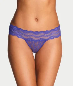 Lace Kiss Thong