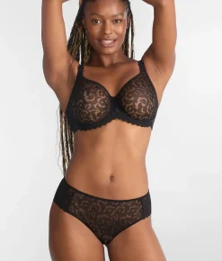 Leia Brief