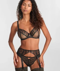 Loveland Garter Belt