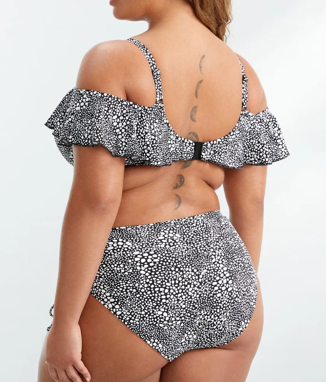 Plus Size Pebble Cove Ruffle Underwire Bikini Top