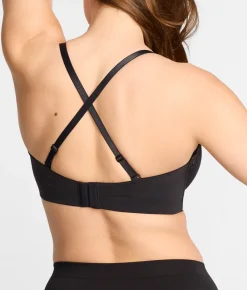 Self-Assured Push-Up Strapless Bra
