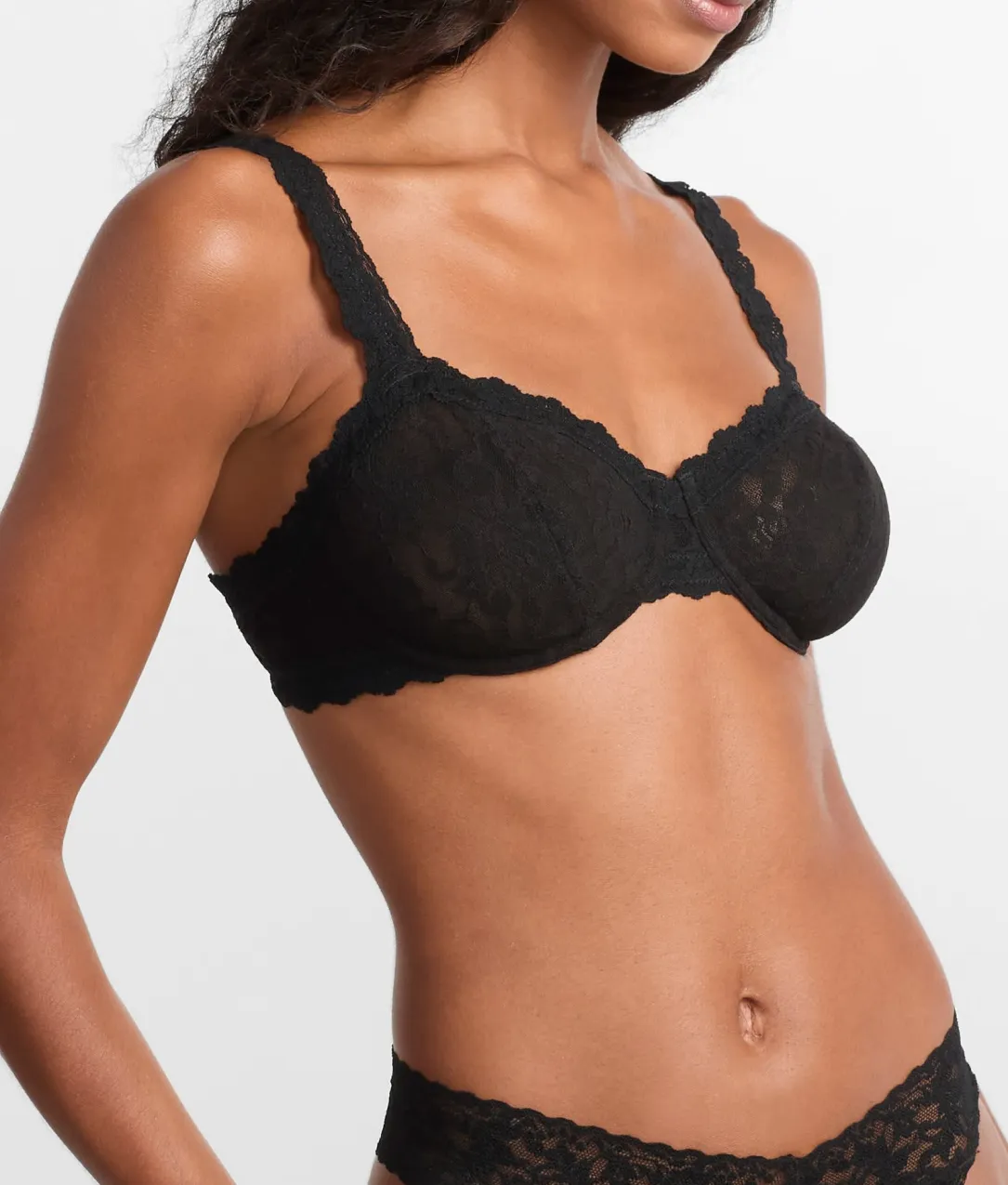 Signature Lace Balconette Bra
