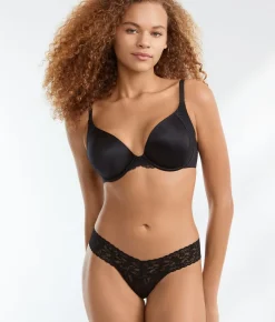 Signature Lace Low Rise Thong