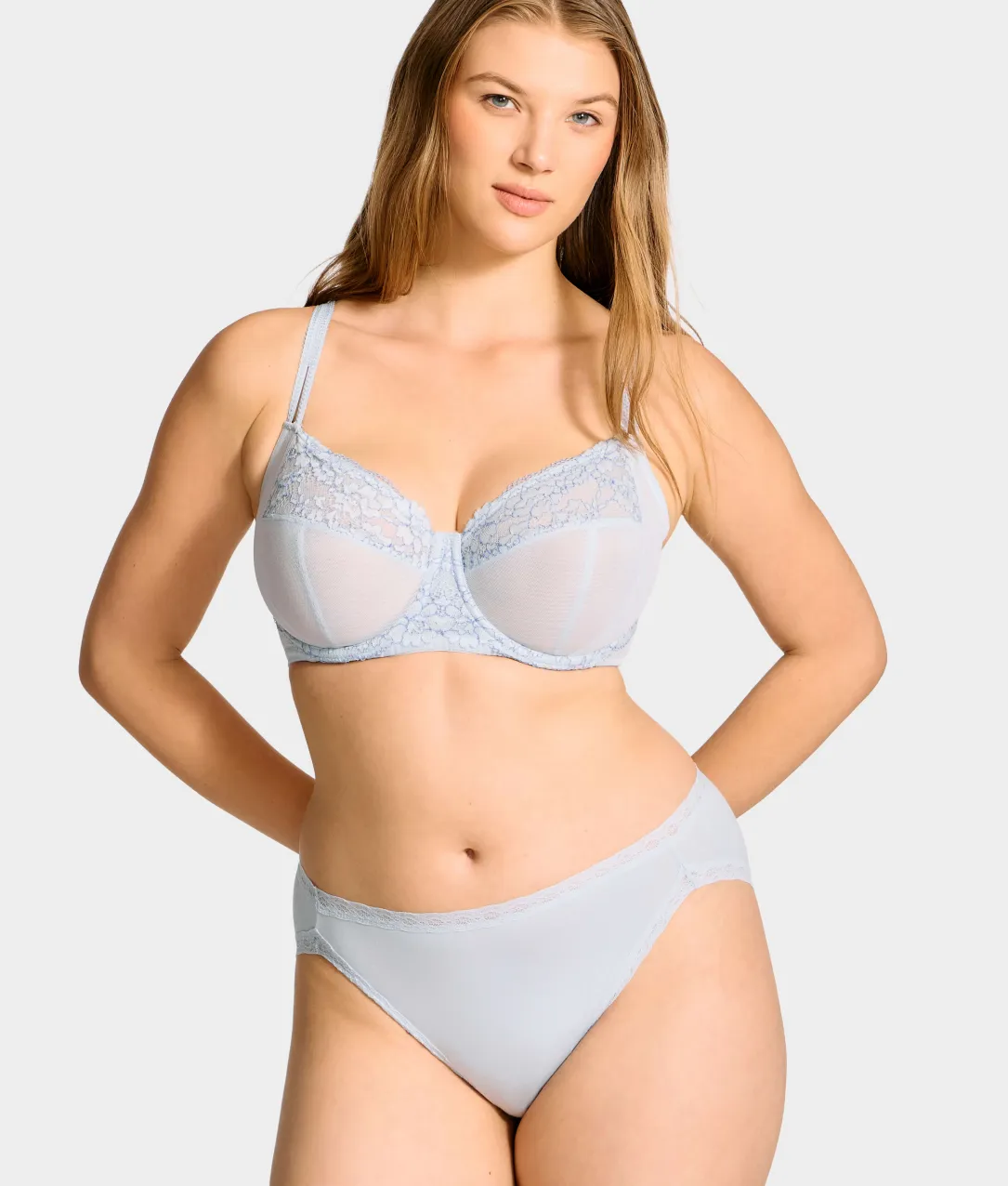 Simply Dreamy Lace Trim French Cut