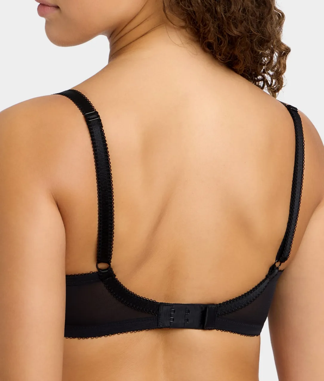 Spot-Light Plunge Bra