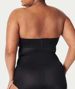 Suit Your Fancy Strapless Bra