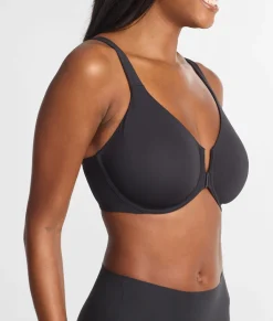 The Absolute Minimizer Front-Close Bra