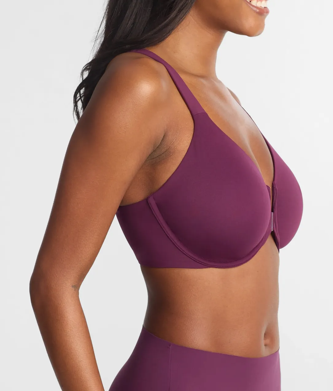 The Absolute Minimizer Front-Close Bra