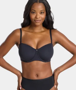 The Absolute Minimizer Strapless Bra