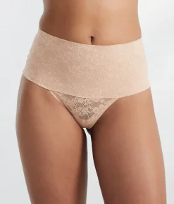 The Absolute Shaping Lace Thong