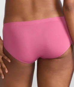 The Easy Everyday Seamless Hipster
