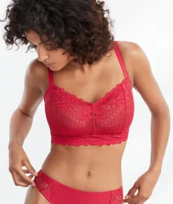 The Essential Lace Curvy Bralette