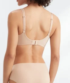 The Favorite Wire-Free Smoothing T-Shirt Bra