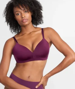 The Favorite Wire-Free Smoothing T-Shirt Bra