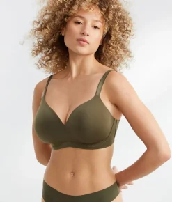 The Favorite Wire-Free Smoothing T-Shirt Bra
