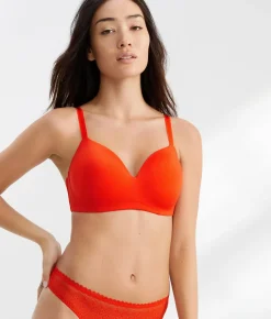 The Favorite Wire-Free Smoothing T-Shirt Bra