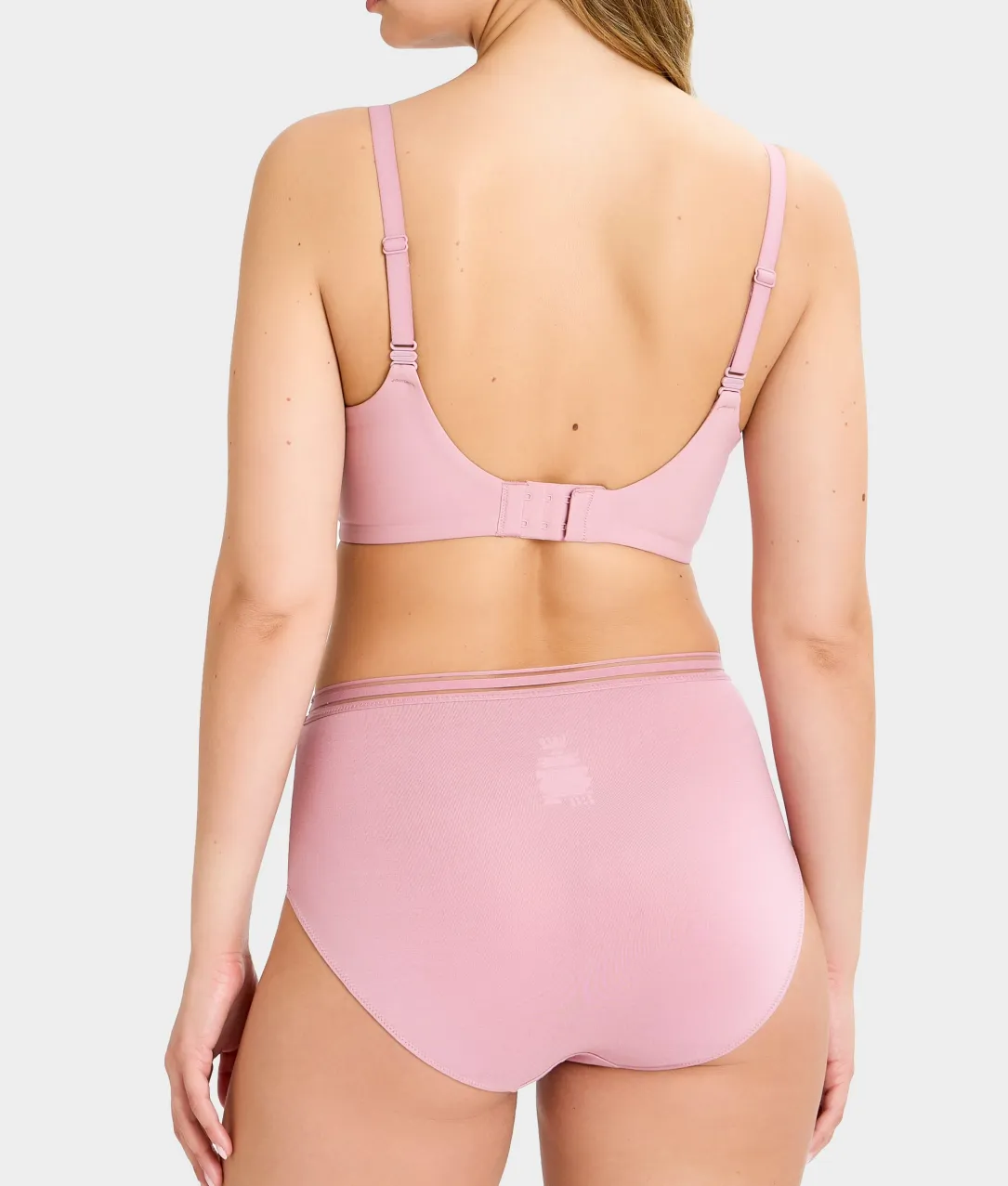 The Modal High-Leg Brief