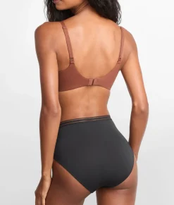 The Modal High-Leg Brief