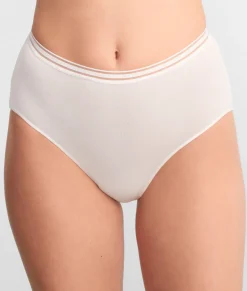 The Modal High-Leg Brief