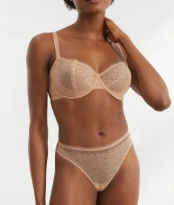 The Push-Up Without Padding Bra