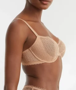 The Push-Up Without Padding Bra